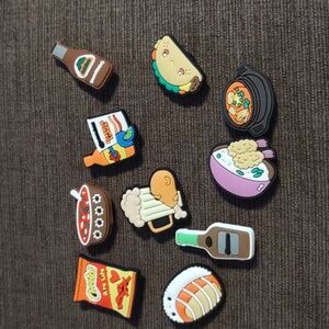 10 piece croc charms